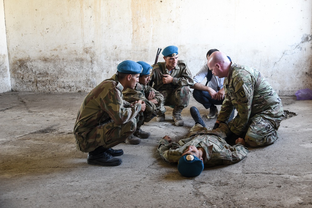 U.S., Tajik troops practice medical skills during Regional Cooperation 22