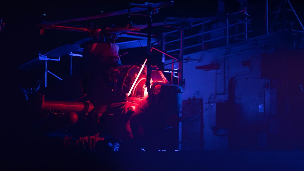 Kearsarge Conducts Operations in the Atlantic Ocean