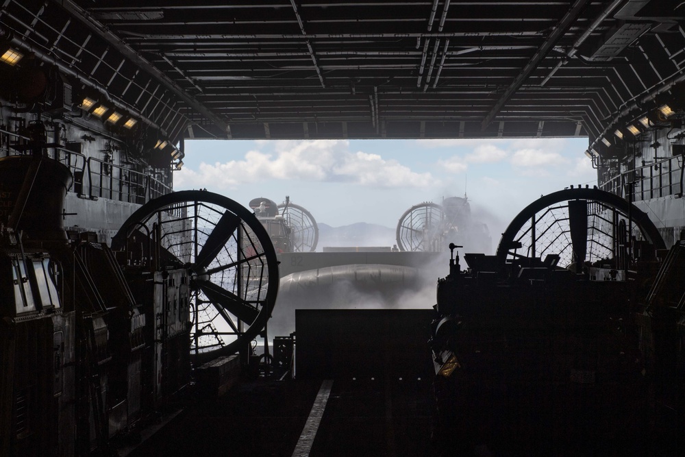 LCAC Operations aboard USS New Orleans August 13, 2022