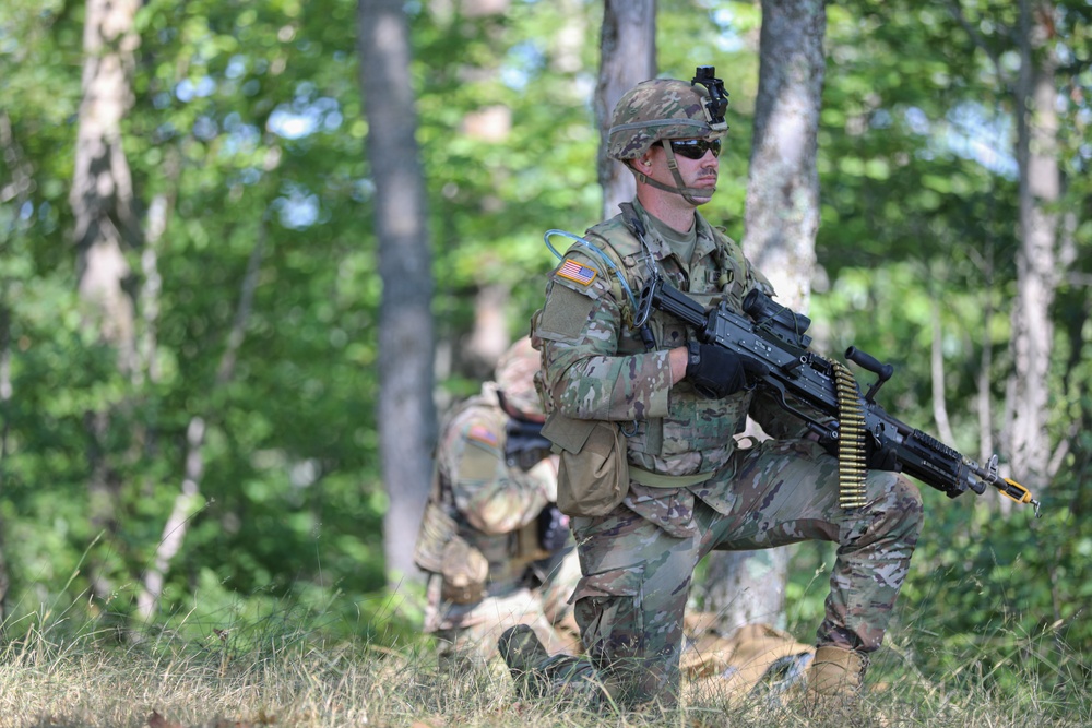 Ohio National Guard Soldiers Conduct Support-By-Fire Exercise During Annual Training