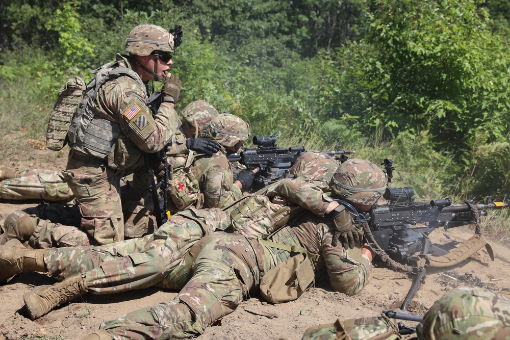 Ohio National Guard Soldiers Conduct Support-By-Fire Exercise During Annual Training