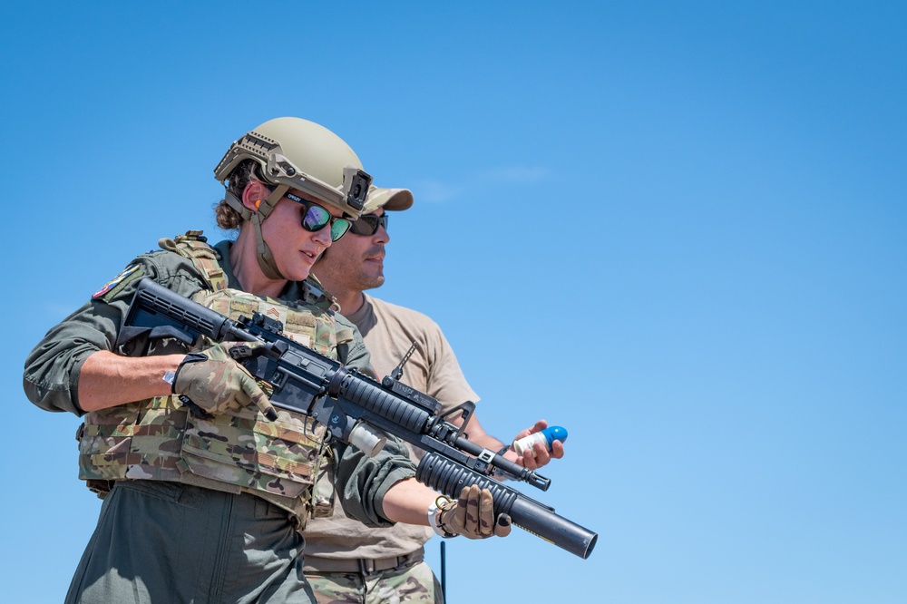 944th FW Security forces conduct heavy weapons qualifications in Arizona heat