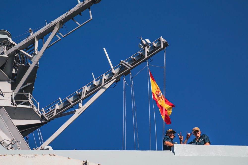 USS Paul Ignatius (DDG 117) Departs Rota for First FDNF-E Patrol