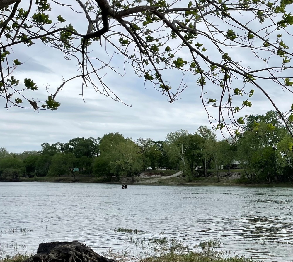 Whitney Lake Staff Rescues Stranded Fishermen in Brazos River