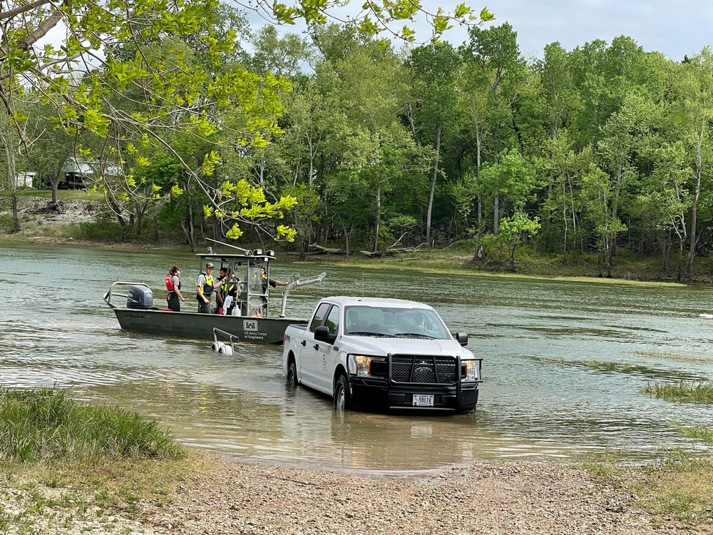 Whitney Lake Staff Rescues Stranded Fishermen in Brazos River