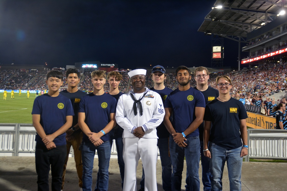 Future Sailors Take Oath of Enlistment