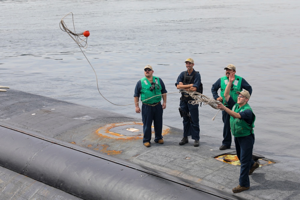 USS Key West Makes Port Visit to Fleet Activities Yokosuka