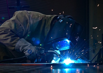 36 MXS Aircraft Metals Technology Section keeps Team Andersen mission capable