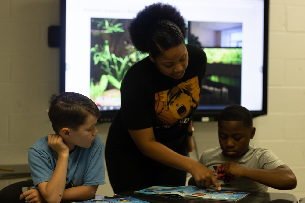 ERDC sets the foundation with STEM summer camps and student tours