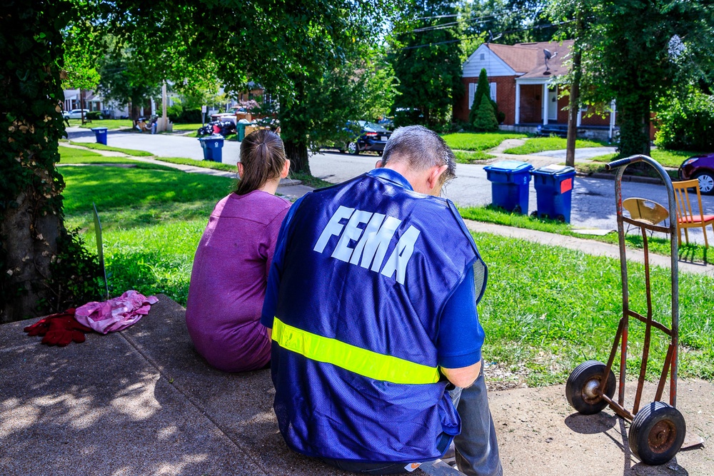 Disaster Survivor Assistance (DSA) Crew in Ferguson