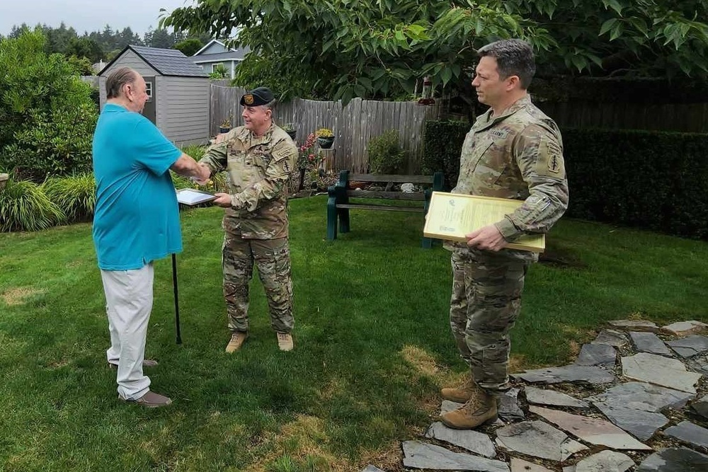 Oregon man presented SF Tab for service after 55 years
