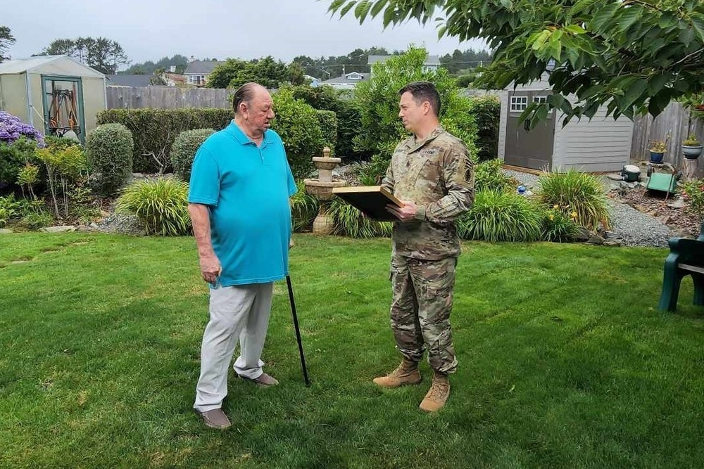 Oregon man presented SF Tab for service after 55 years