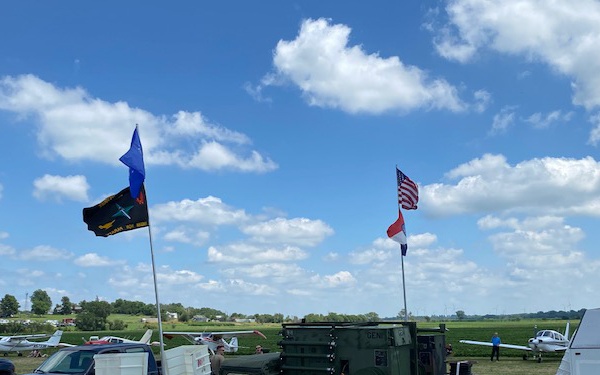 Missouri ATC Airmen control airspace for ‘greatest little air show’