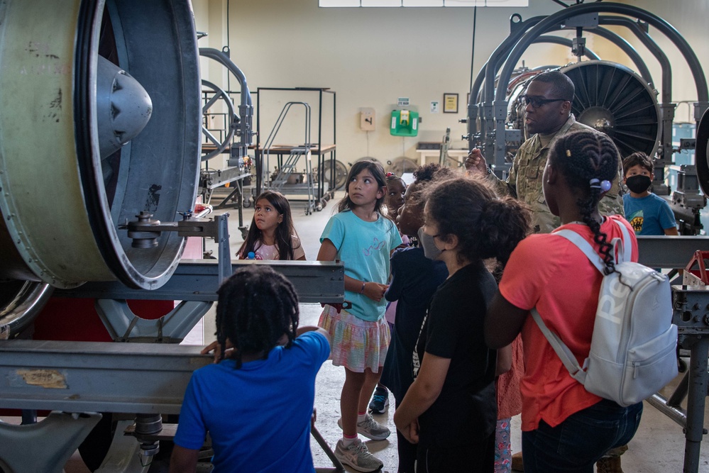 Kadena youth program participates in F-15 outreach event