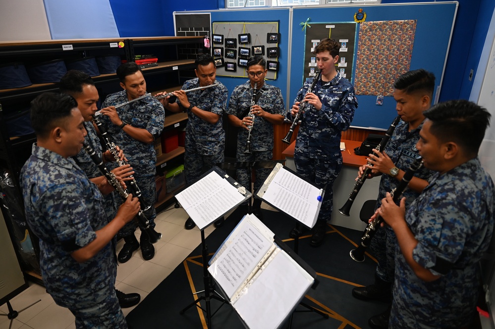 U.S., Malaysian, Australian band members play together during PAC ANGEL 22