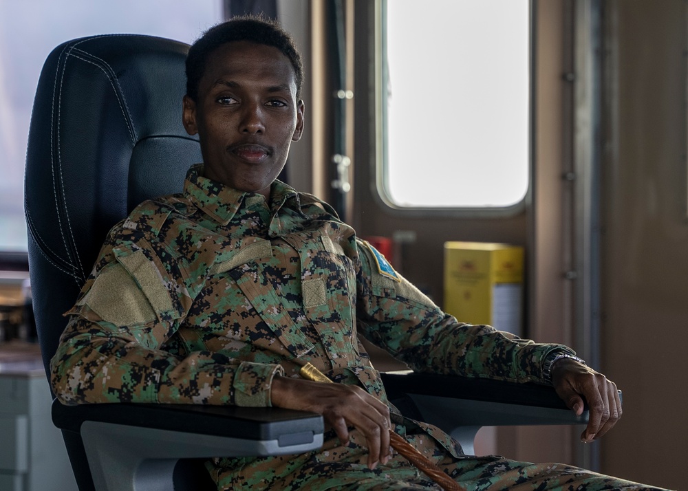 Somali Distinguished Visitors tour USS Hershel “Woody” Williams