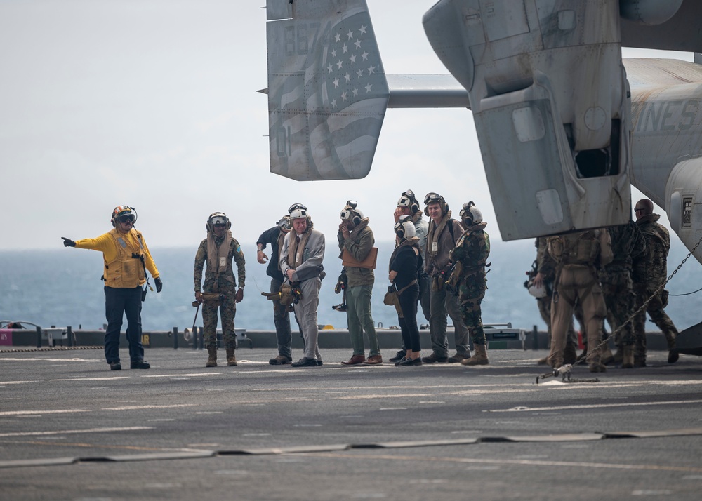 Somali Distinguished Visitors tour USS Hershel “Woody” Williams