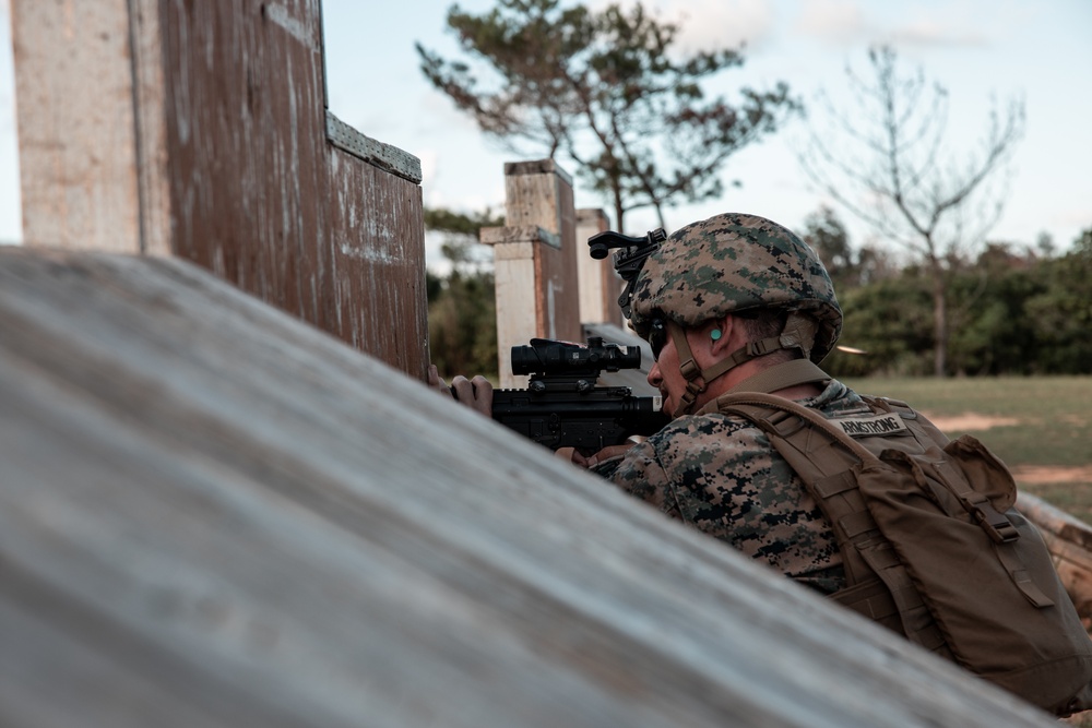 3rd Maintenance Battalion Conducts Table 3-6, Combat Marksmanship Range