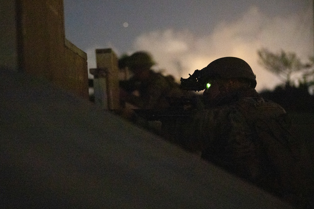 3rd Maintenance Battalion Conducts Table 3-6, Combat Marksmanship Range