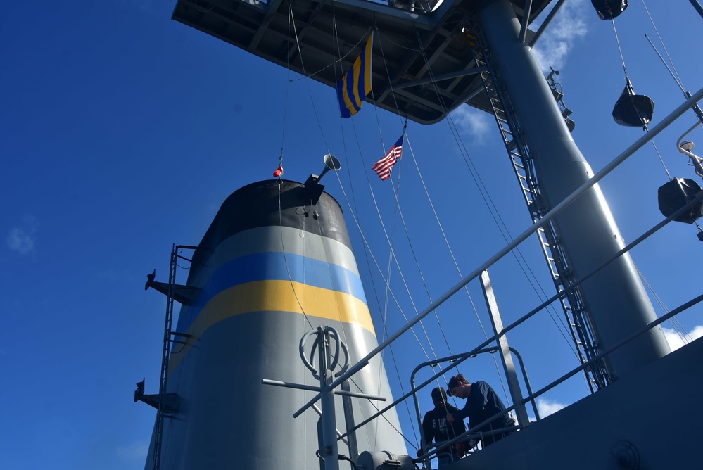 Tippecanoe Replenishes U.S. Navy Ships Operating in 7th Fleet