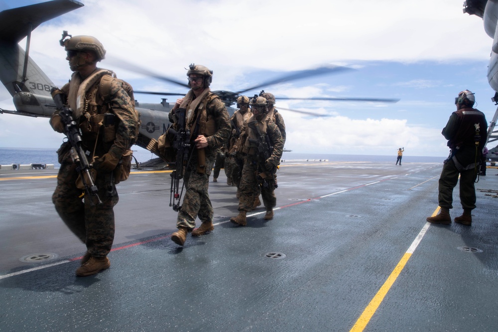 VMM 262 and 31st MEU Ops