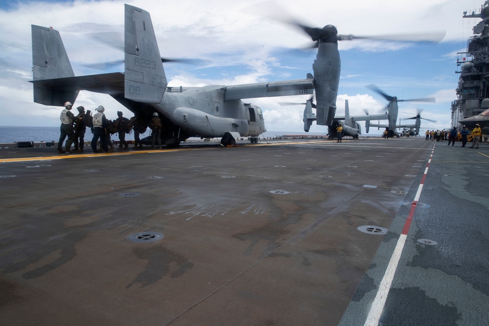 VMM 262 and 31st MEU Ops