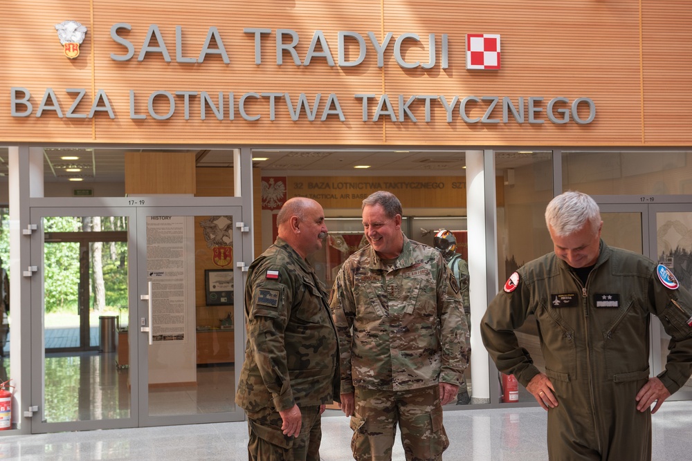 COMUSAFE Visits 32nd Tactical Air Base in Łask, Poland