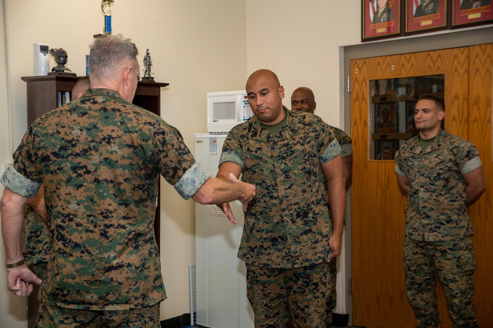 MCRC Commanding General Maj. Gen. William J. Bowers, visits 6th Marine Corps District Headquarters