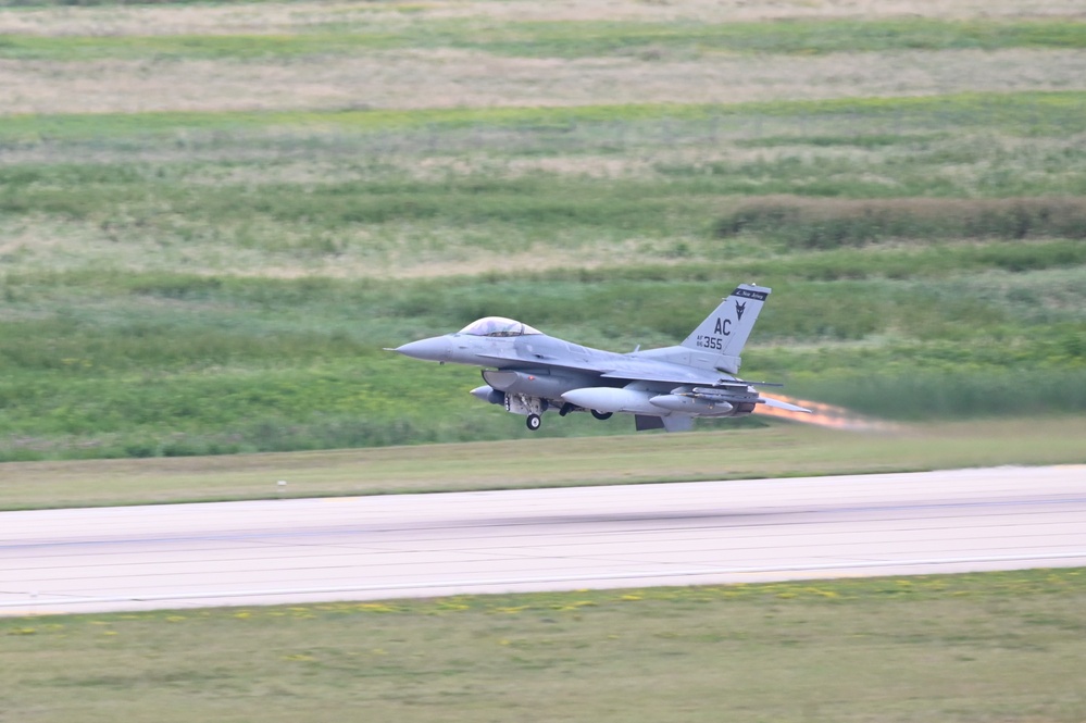 Northern Lightning continues for 58th FS at Volk Field