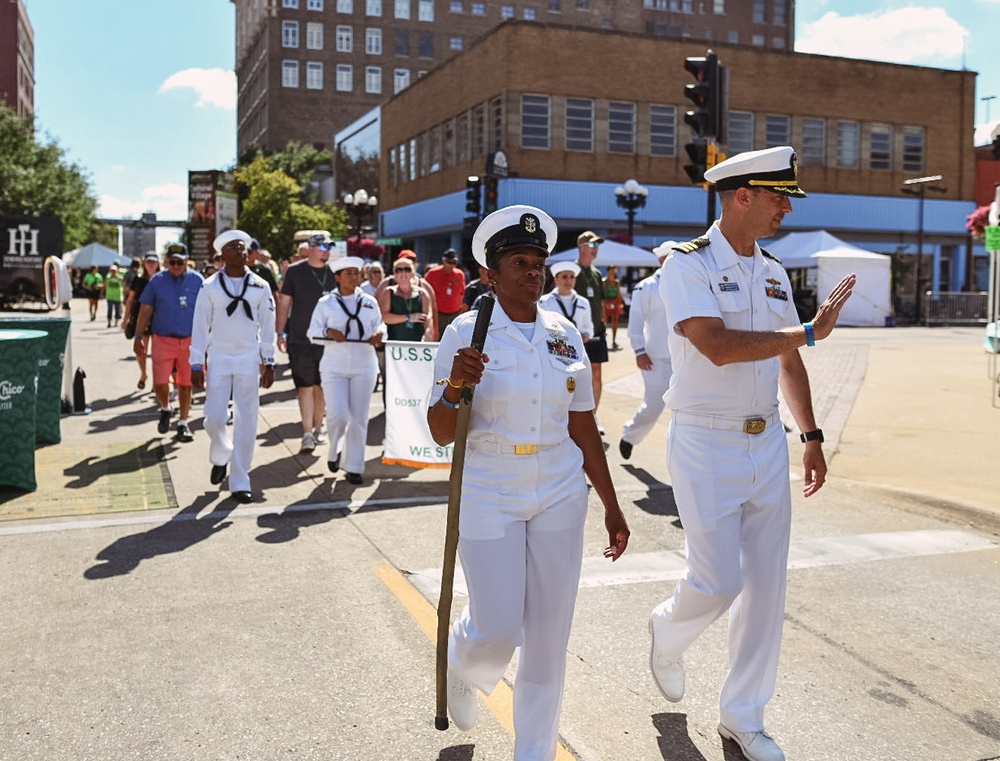 USS THE SULLIVANS VISITS WATERLOO IOWA