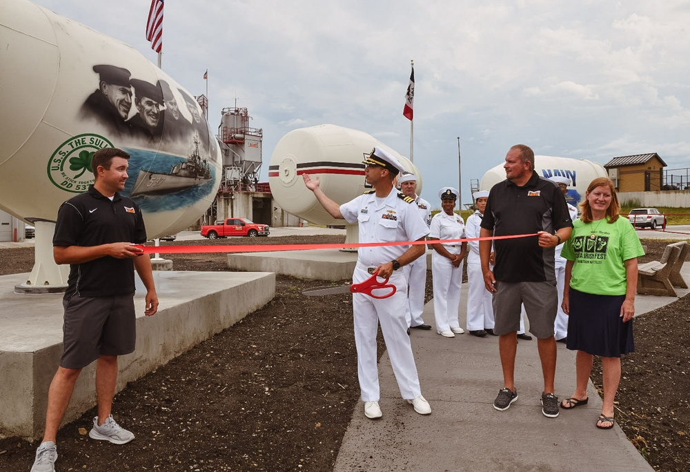 USS THE SULLIVANS VISITS WATERLOO, IOWA