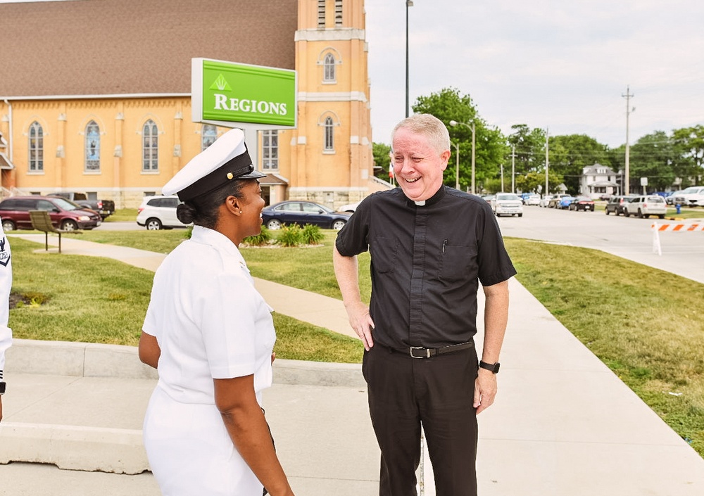 USS THE SULLIVANS VISITS WATERLOO, IOWA