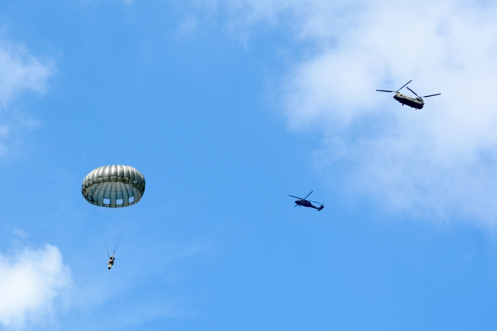 2022 Leapfest International Paratrooper Competition