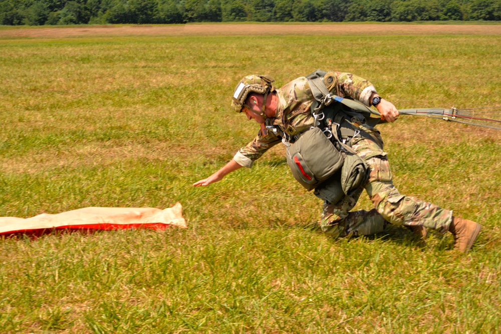 2022 Leapfest International Paratrooper Competition