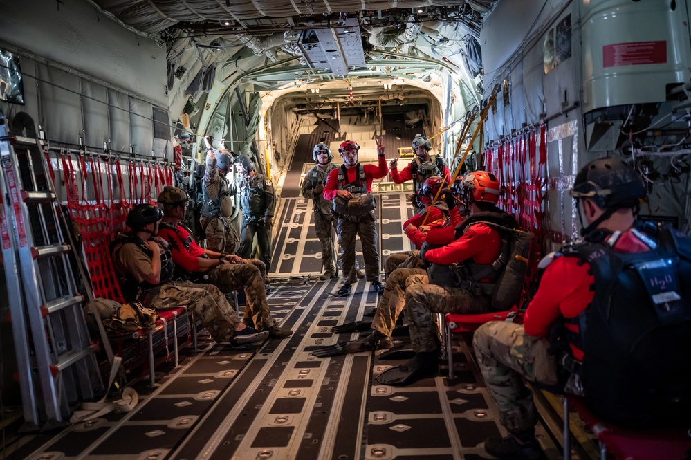 SLD 45 Senior Enlisted Leader Tandem Jumps with 920th Rescue Wing