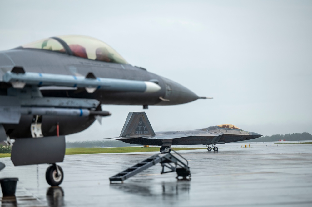 187 FW supports 43 FS training