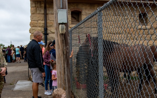 1st Infantry Division Commanding General's Mounted Color Guard Second Annual Branding Party