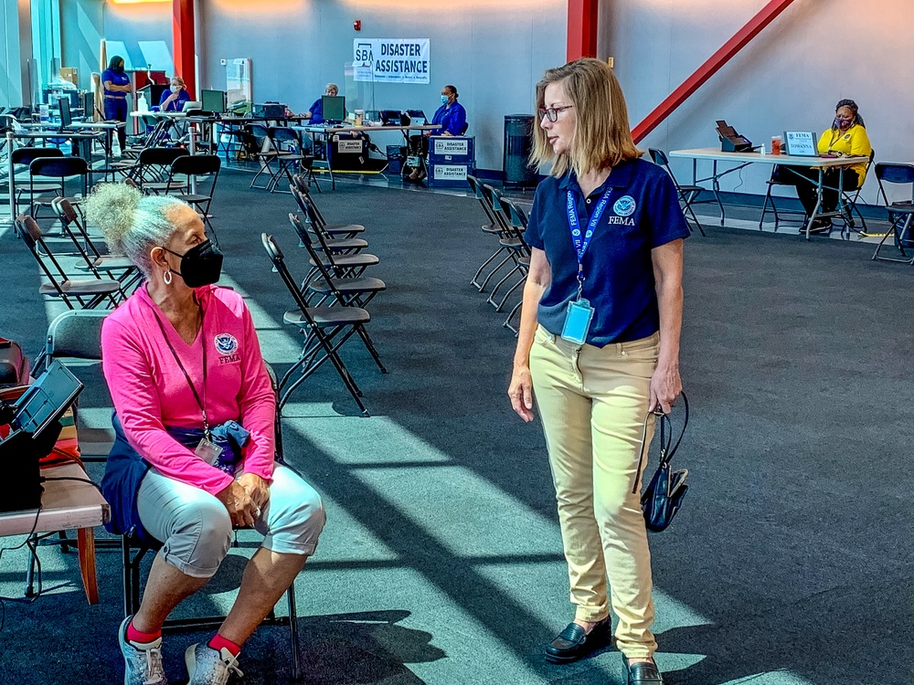 FEMA Region 7 Administrator Visits a Disaster Recover Center