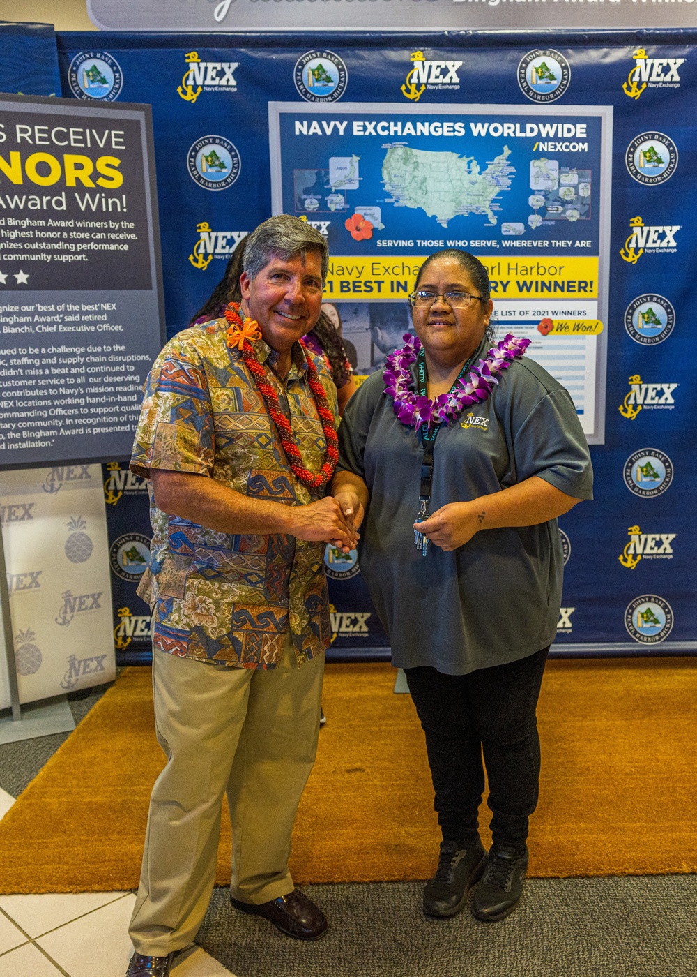 Navy Exchange Pearl Harbor wins Bingham Award
