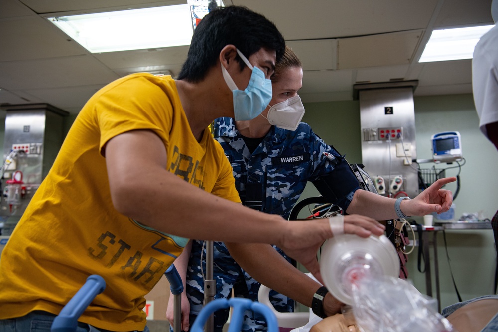 Pacific Partnership 2022 Medical Personnel Conduct Intensive Care Unit Training in the Philippines