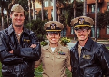 Commander, Naval Surfaces Force, U.S. Pacific Fleet names Surface Warfare Officer of the Year