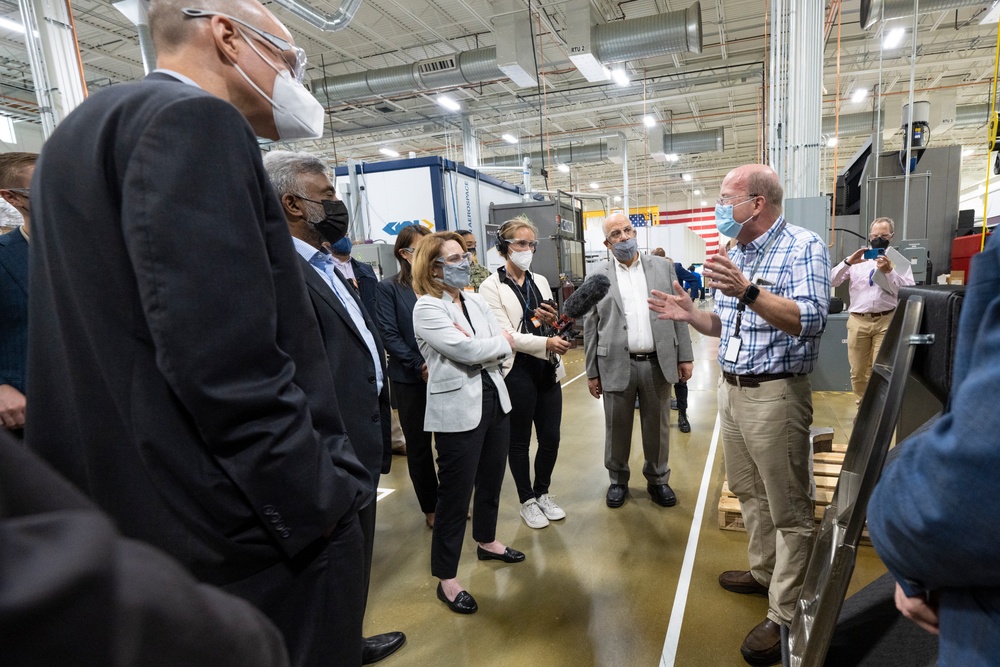 Deputy Secretary Hicks Visits Oak Ridge National Laboratory