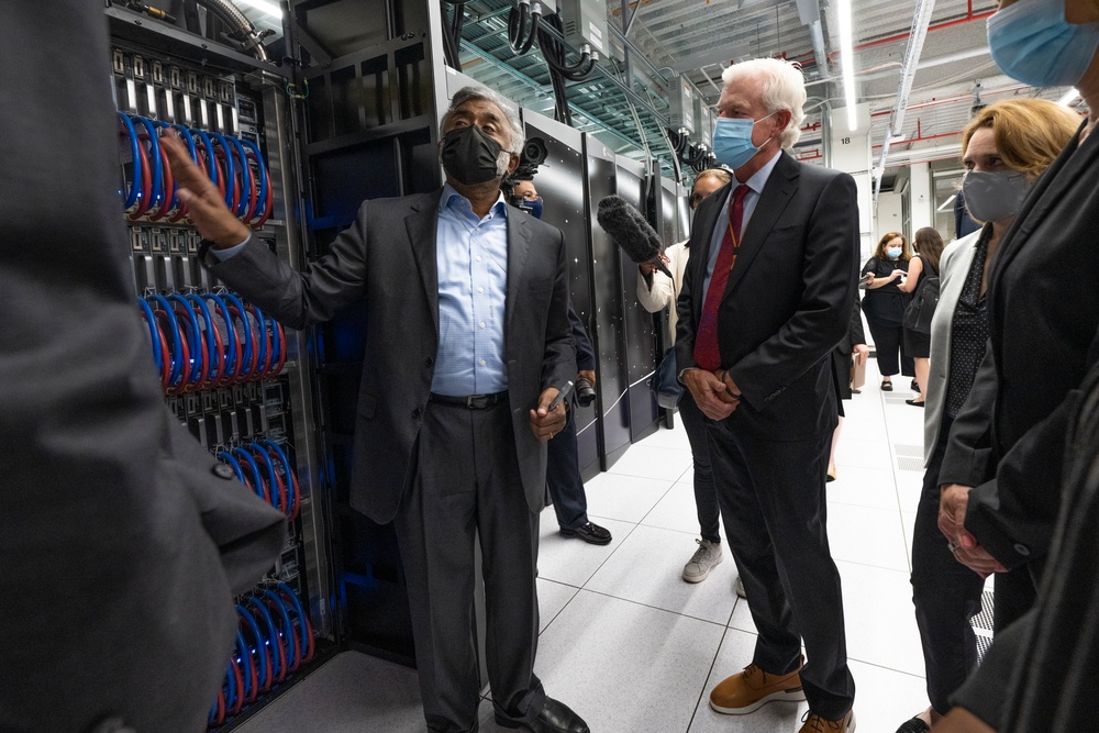 Deputy Secretary Hicks Visits Oak Ridge National Laboratory