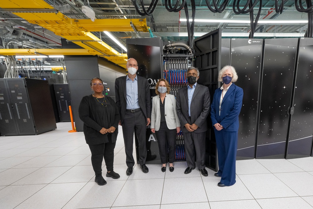 Deputy Secretary Hicks Visits Oak Ridge National Laboratory