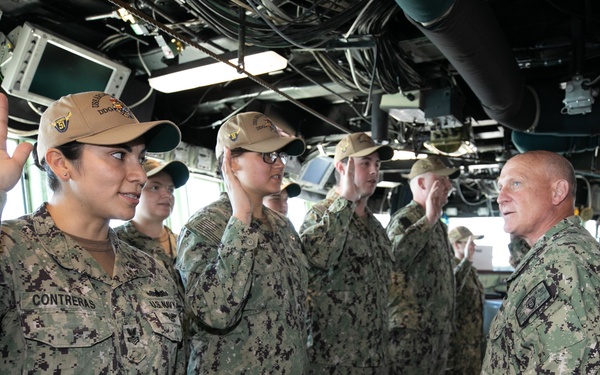 CNO Visits USS Arleigh Burke (DDG 51)
