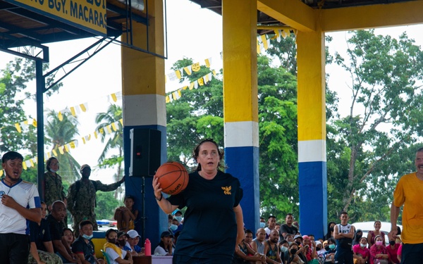 Pacific Partnership 2022 Host Nation Outreach Event at Macarascas Gym