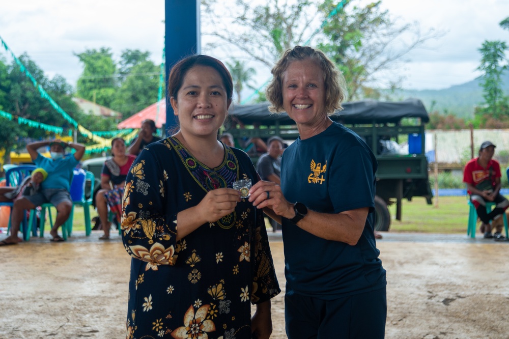 Pacific Partnership 2022 Host Nation Outreach Event at Macarascas Gym