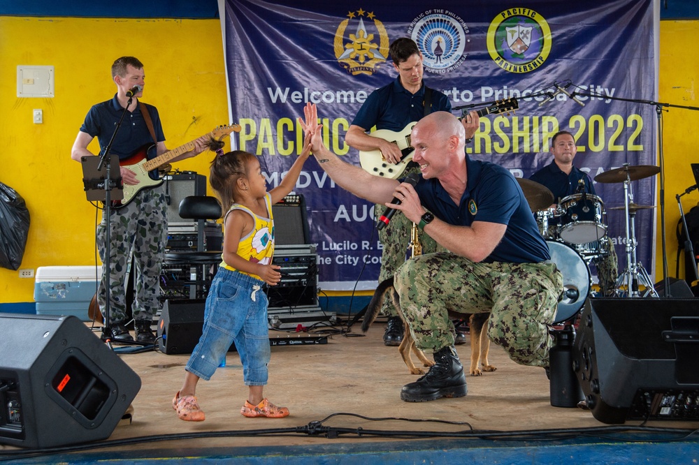 Pacific Partnership 2022 Host Nation Outreach Event at Macarascas Gym