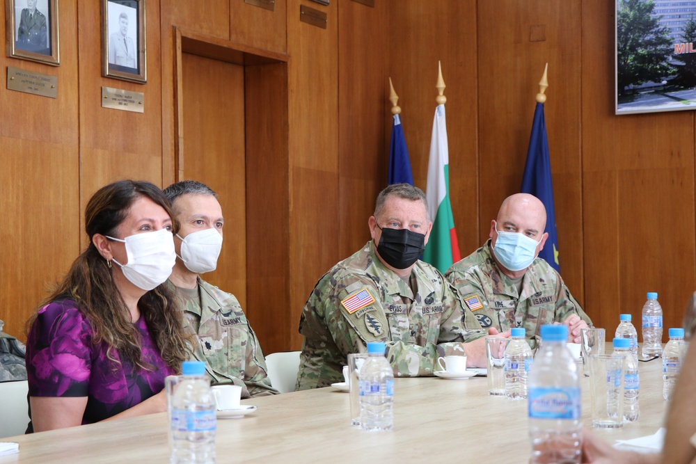 U.S. Ambassador praises Bulgaria’s advancement in combat medicine training and long-term efforts with US Army Tennessee State Partners