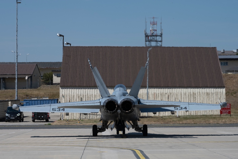 Spangdahlem's first joint hot-pit refuel